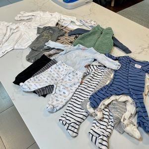 Baby Boy Newborn NB clothing Bundle with 25 gently used items